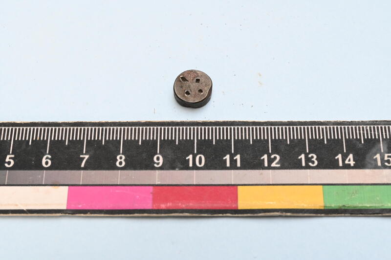 4 Dot Small Weighing Stone